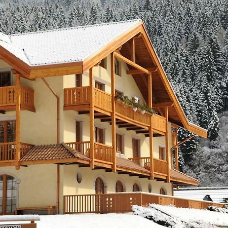 Holidays Dolomiti Apartment Resort Карисоло Екстериор снимка