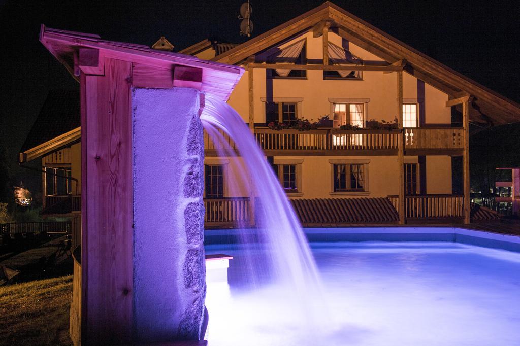 Holidays Dolomiti Apartment Resort Карисоло Екстериор снимка