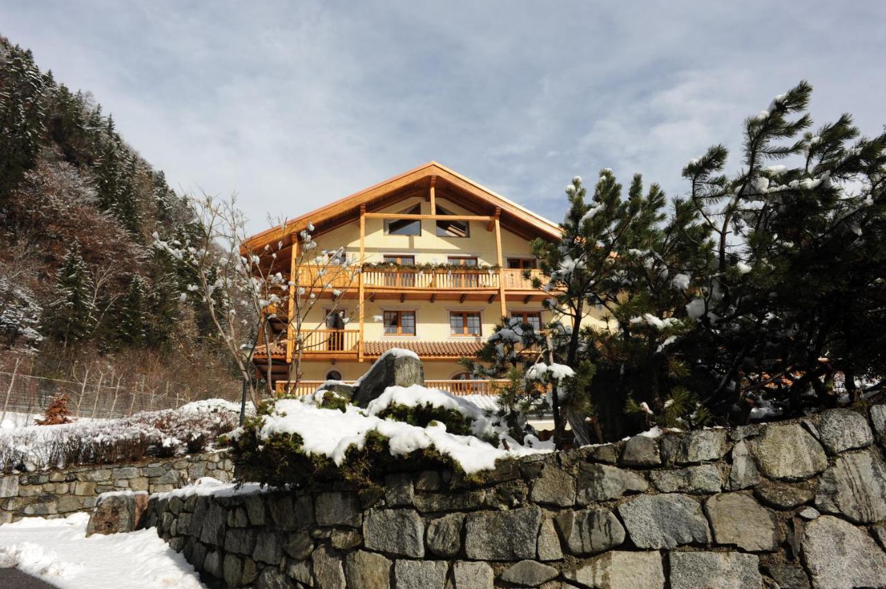 Holidays Dolomiti Apartment Resort Карисоло Екстериор снимка