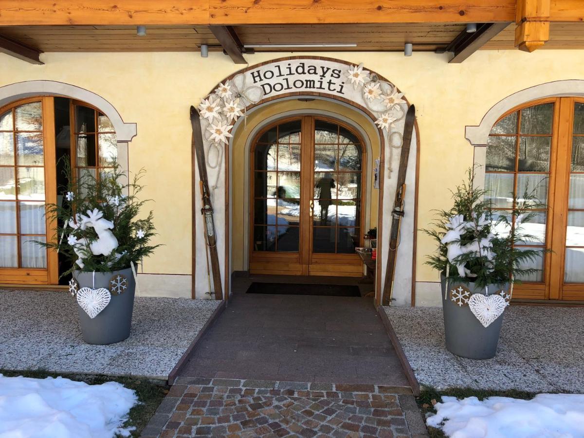 Holidays Dolomiti Apartment Resort Карисоло Екстериор снимка